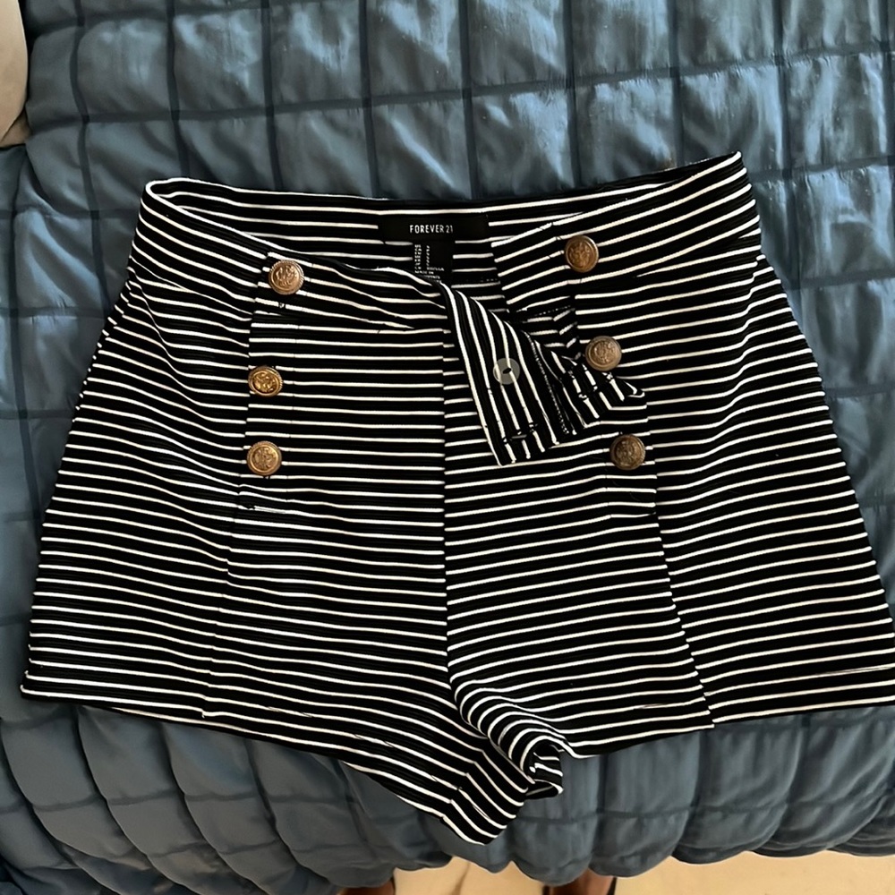 Forever 21 shorts, size small, worn once